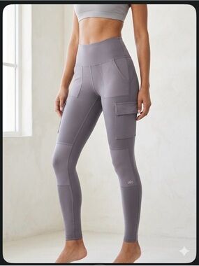 NEW Alo Yoga Moto Cargo Leggings - Dust Lavender/Slate Grey - Sz S (NWOT)